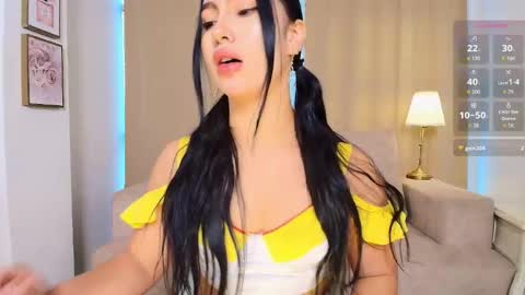 Ari online show from 8, 10, 2025