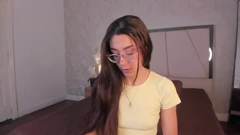 Ari Wilde online show from 9, 5, 2026
