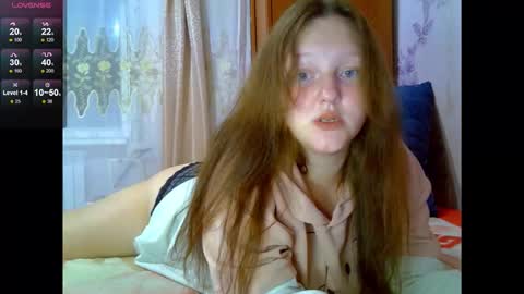 Snapshot of aria__dark chatting on 14, 10, 2025 Aria online show from 14, 10, 2025