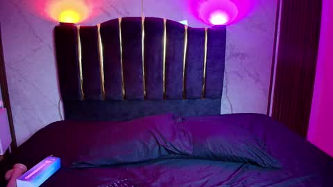 Ari online show from 10, 10, 2025