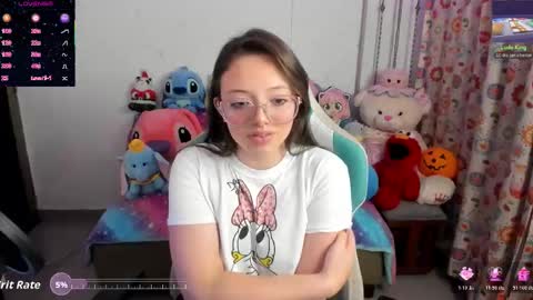 Snapshot of aria_alaia chatting on 7, 11, 2025 Linda online show from 7, 11, 2025