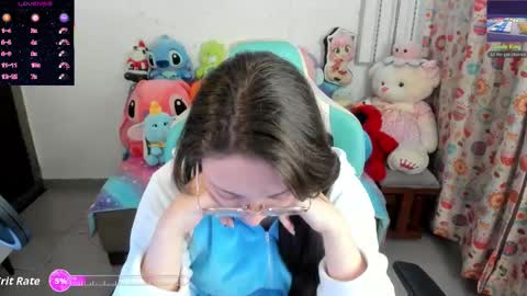 Snapshot of aria_alaia chatting on 22, 11, 2025 Linda online show from 22, 11, 2025