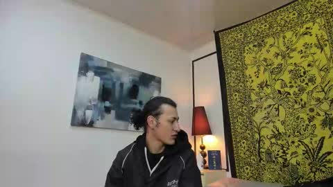 Snapshot of aria_and_orien chatting on 9, 10, 2025 aria y orien  online show from 9, 10, 2025