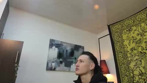 Snapshot of aria_and_orien chatting on 19, 10, 2025 aria y orien  online show from 19, 10, 2025
