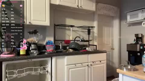 Aria Fields online show from 31, 10, 2025