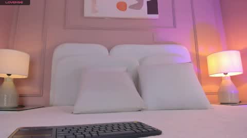 Aria  online show from 15, 5, 2026
