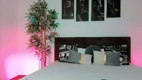 Snapshot of aria_lush chatting on 8, 6, 2026 aria lush online show from 8, 6, 2026