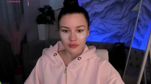 Snapshot of aria_mila chatting on 17, 3, 2026 aria_mila online show from 17, 3, 2026