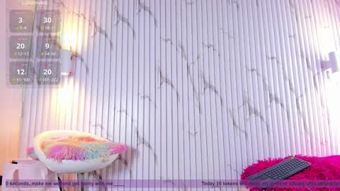 Snapshot of aria_millers_ chatting on 8, 2, 2025 Aria Millers online show from 8, 2, 2025