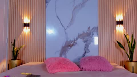 Snapshot of aria_millers_ chatting on 22, 2, 2025 Aria Millers online show from 22, 2, 2025