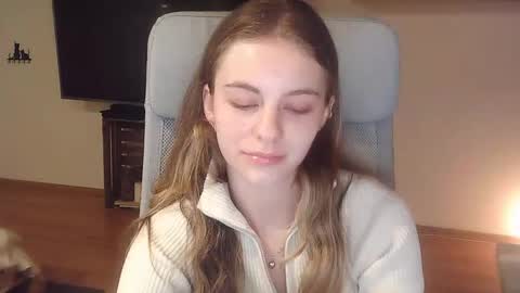 AriaCreazy online show from 26, 10, 2025