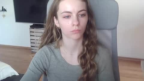 AriaCreazy online show from 2, 2, 2026