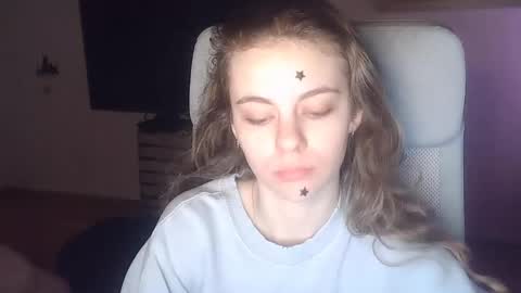 AriaCreazy online show from 19, 4, 2026