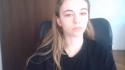 AriaCreazy online show from 16, 6, 2026