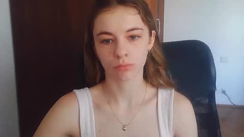 AriaCreazy online show from 22, 6, 2026