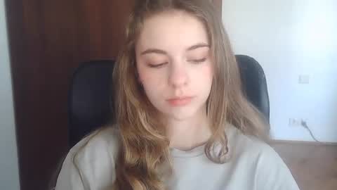 AriaCreazy online show from 25, 6, 2026