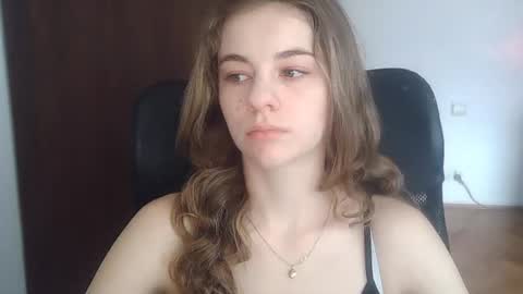 AriaCreazy online show from 3, 7, 2026