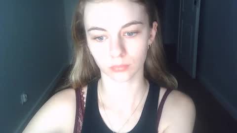 AriaCreazy online show from 9, 7, 2026