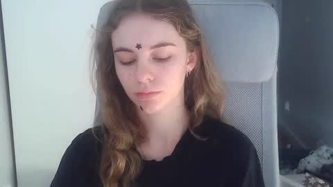 AriaCreazy online show from 17, 7, 2026
