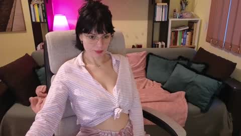 Adriana online show from 3, 1, 2025