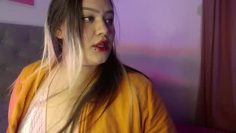 Snapshot of ariadna_martin chatting on 15, 12, 2024 Ari online show from 15, 12, 2024