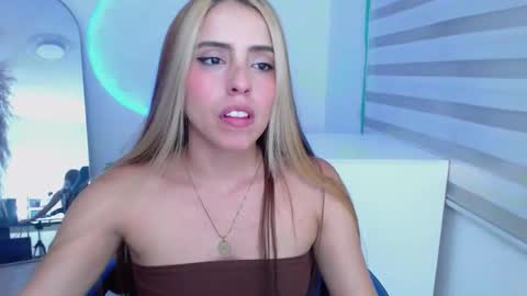 Snapshot of ariah_cute chatting on 17, 3, 2026 ariah_cute online show from 17, 3, 2026