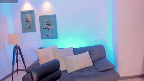 Snapshot of arialanne chatting on 23, 9, 2025 arialanne online show from 23, 9, 2025