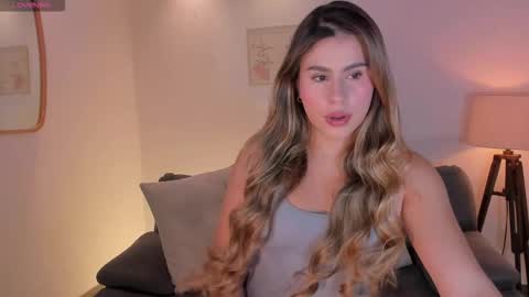 Snapshot of arialanne chatting on 24, 9, 2025 arialanne online show from 24, 9, 2025
