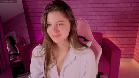 AriaMidnight online show from 3, 2, 2026