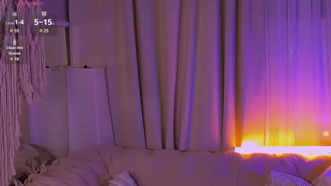  ARIANA ASTI  online show from 9, 2, 2025