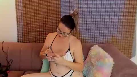 Snapshot of ariana_cross_ chatting on 24, 6, 2026 Ariana Cruz online show from 24, 6, 2026