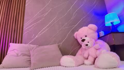 Snapshot of ariana_jhonson11 chatting on 15, 1, 2026 Ariana online show from 15, 1, 2026