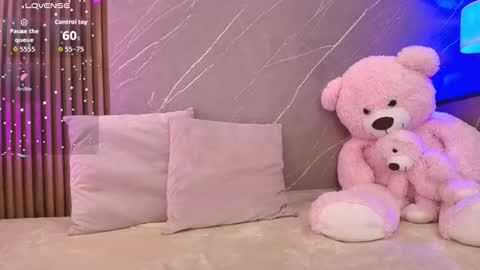 Snapshot of ariana_jhonson11 chatting on 4, 2, 2026 Ariana online show from 4, 2, 2026