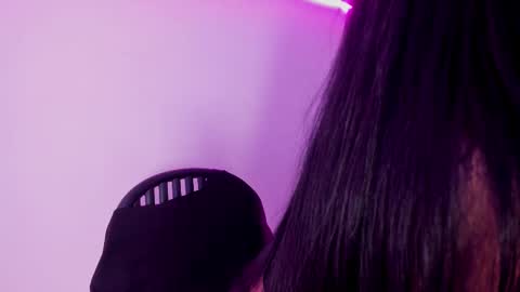 Snapshot of ariana_klart chatting on 11, 2, 2025 Ariana online show from 11, 2, 2025