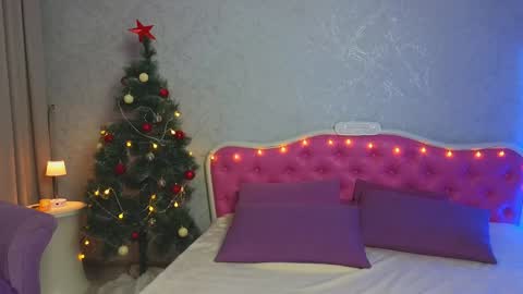 Snapshot of ariana_petite chatting on 25, 12, 2024 Ariana online show from 25, 12, 2024