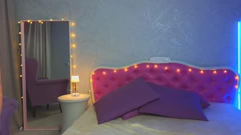 Snapshot of ariana_petite chatting on 21, 1, 2025 Ariana online show from 21, 1, 2025