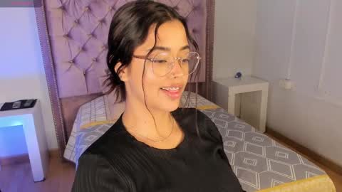 Ariana  online show from 28, 2, 2025