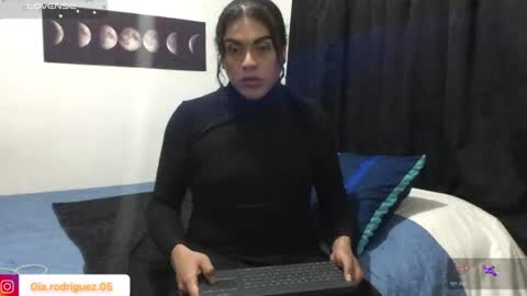 Snapshot of ariana_rodriguez_ chatting on 6, 7, 2026 Ariana Rodriguez trans Girl online show from 6, 7, 2026