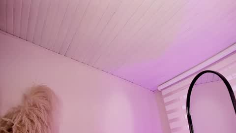 Snapshot of ariana_rosse__ chatting on 3, 12, 2024 Ariana online show from 3, 12, 2024