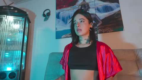 Snapshot of ariana_whitee chatting on 24, 4, 2026 ariana_whitee online show from 24, 4, 2026