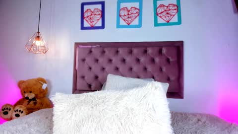 Snapshot of ariana_zc_ chatting on 5, 3, 2025 Susan online show from 5, 3, 2025