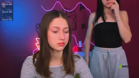 arianaa_cat online show from 1, 5, 2026
