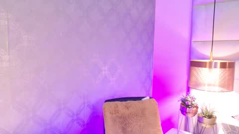 Snapshot of arianaa_gray chatting on 15, 12, 2025 Arianaa Gray online show from 15, 12, 2025