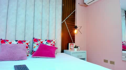 Snapshot of arianaa_gray chatting on 8, 1, 2026 Arianaa Gray online show from 8, 1, 2026