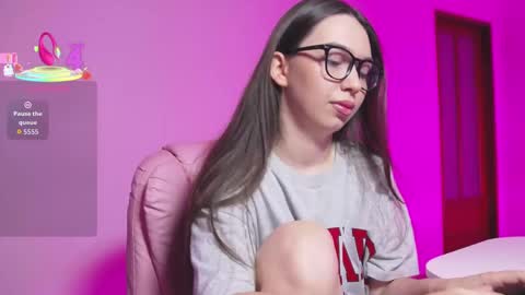 arianahot777 online show from 24, 5, 2026
