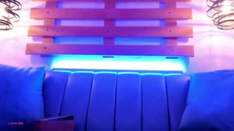 Ari  online show from 16, 10, 2025