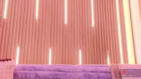 Ari  online show from 4, 12, 2025