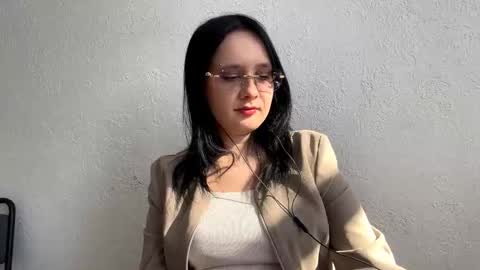 Snapshot of arianeruuska chatting on 14, 3, 2026 Kira online show from 14, 3, 2026