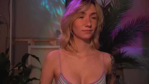 Olivka online show from 11, 10, 2025