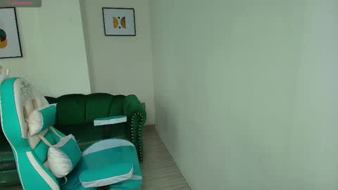 arianna_sweeet online show from 7, 10, 2025